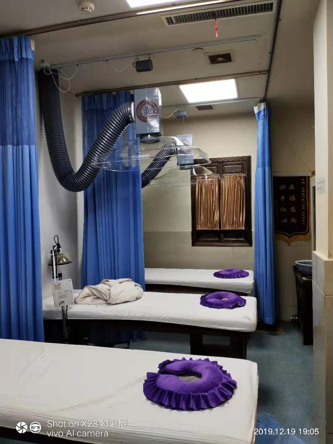 杭州診所（華仔）專業艾灸排煙系統安裝完工