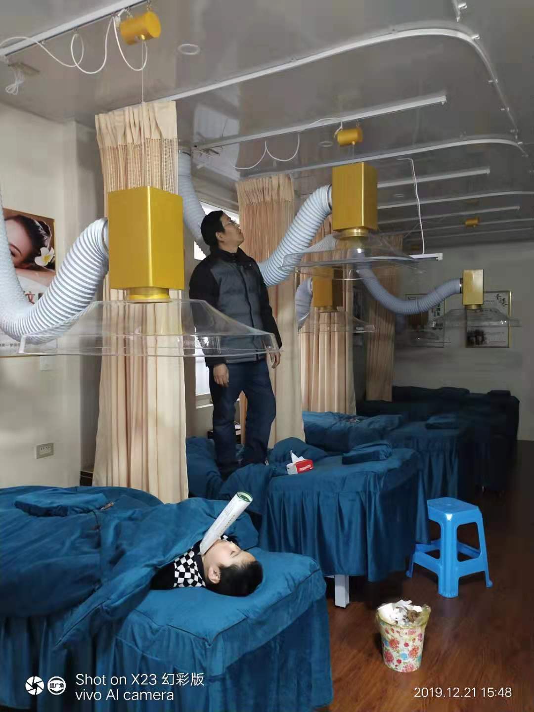 杭州診所（華仔）專業艾灸排煙系統安裝完工